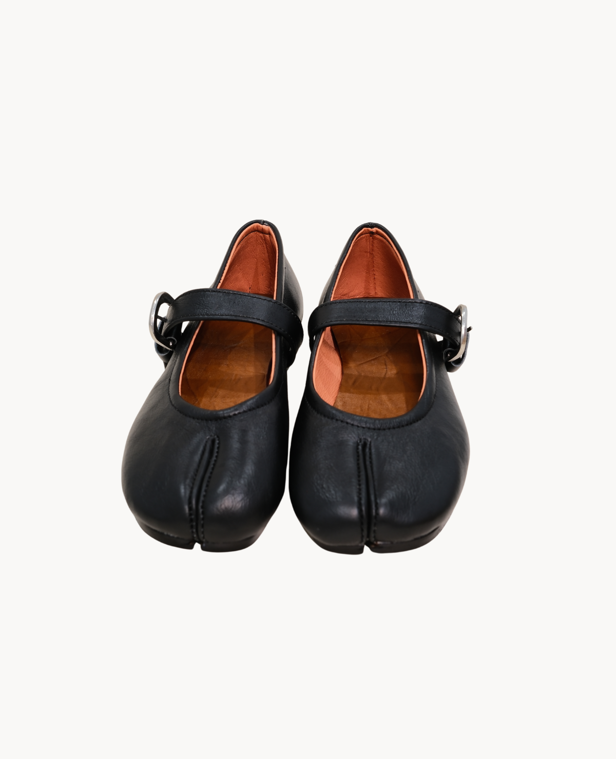 Minimalist Black Strap Tabi Flats - Lót vàng